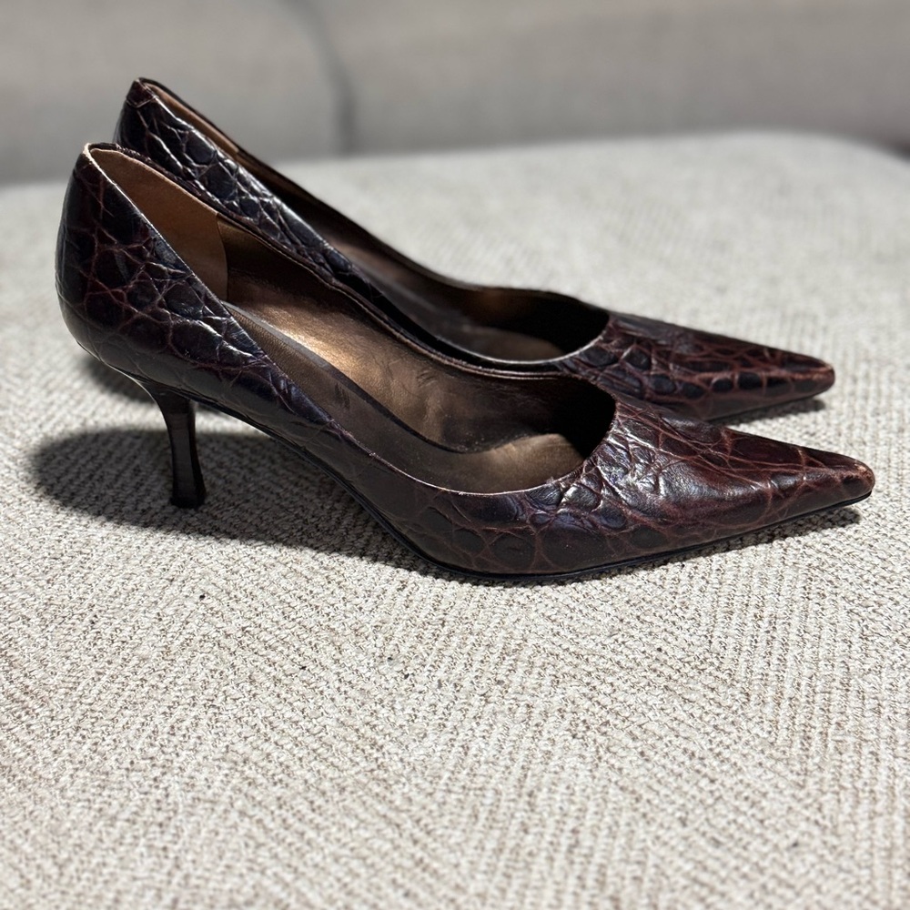 Nine West Dark Brown Croc-Embossed Heels - Picture 2 of 4